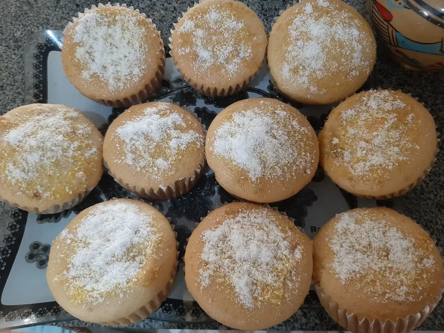 پذیرش سفارش کاپ کیک و کیک خیس  کافی شاپی|خوردنی و آشامیدنی|میبد, |دیوار