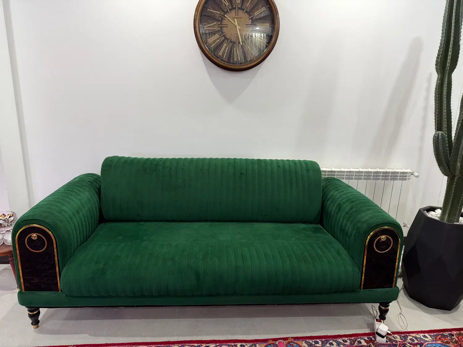 مبل تخت شو ۸نفره|مبلمان خانگی و میز عسلی|ساری, |دیوار