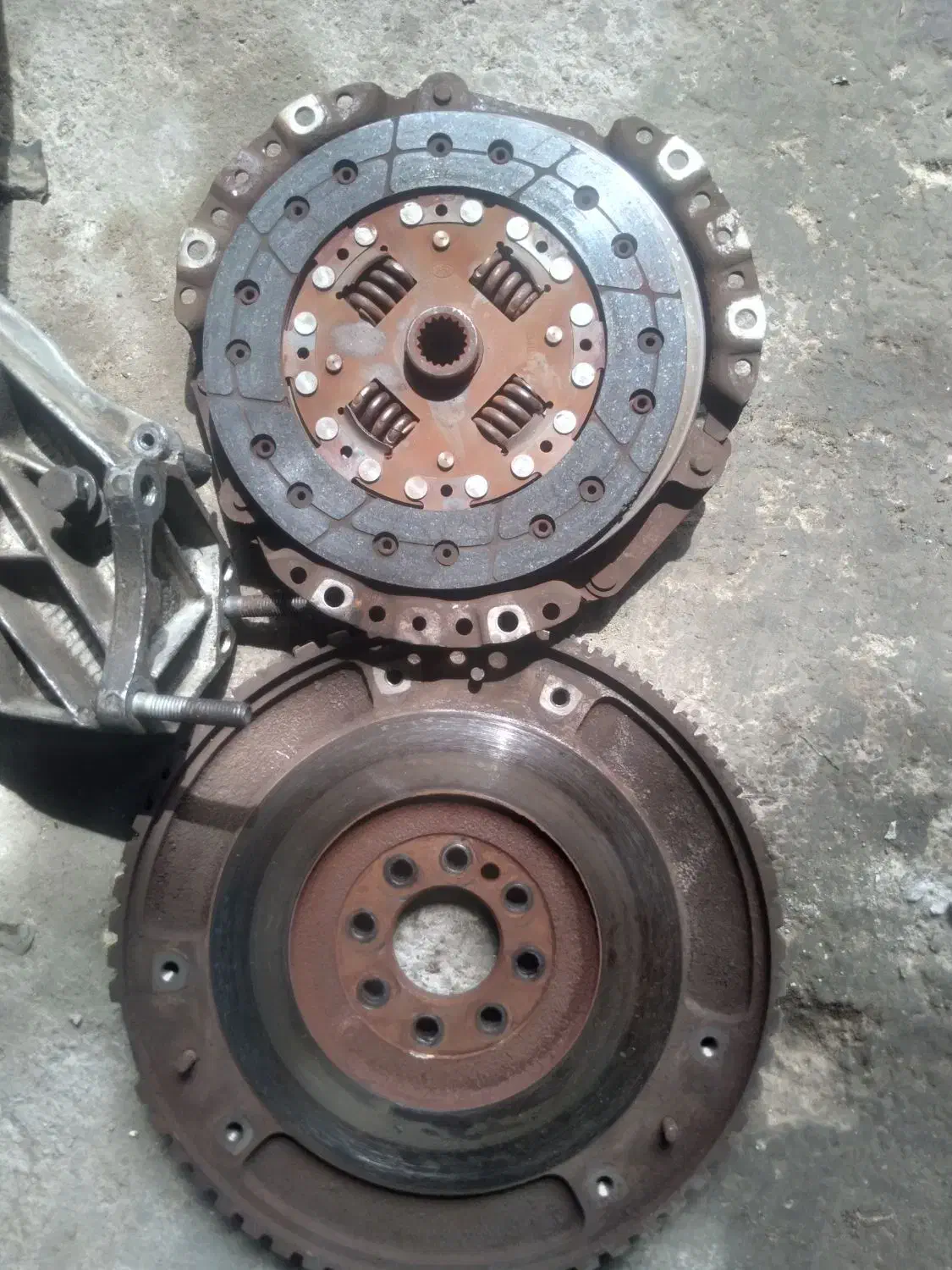 تعمیر موتور و گیربکس خودرو ایرانی و خارجی|خدمات موتور و ماشین|رشت, نیروی دریایی|دیوار