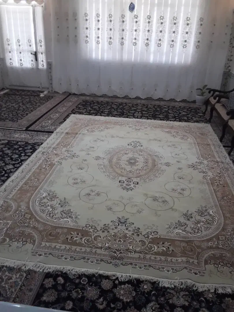 فرش|فرش|تهران, آذری|دیوار