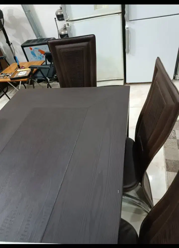 مبلمان میز غا خوری ۶ نفره و میز تلویزیون و بوفه|مبلمان خانگی و میز عسلی|رشت, کوی امام رضا|دیوار