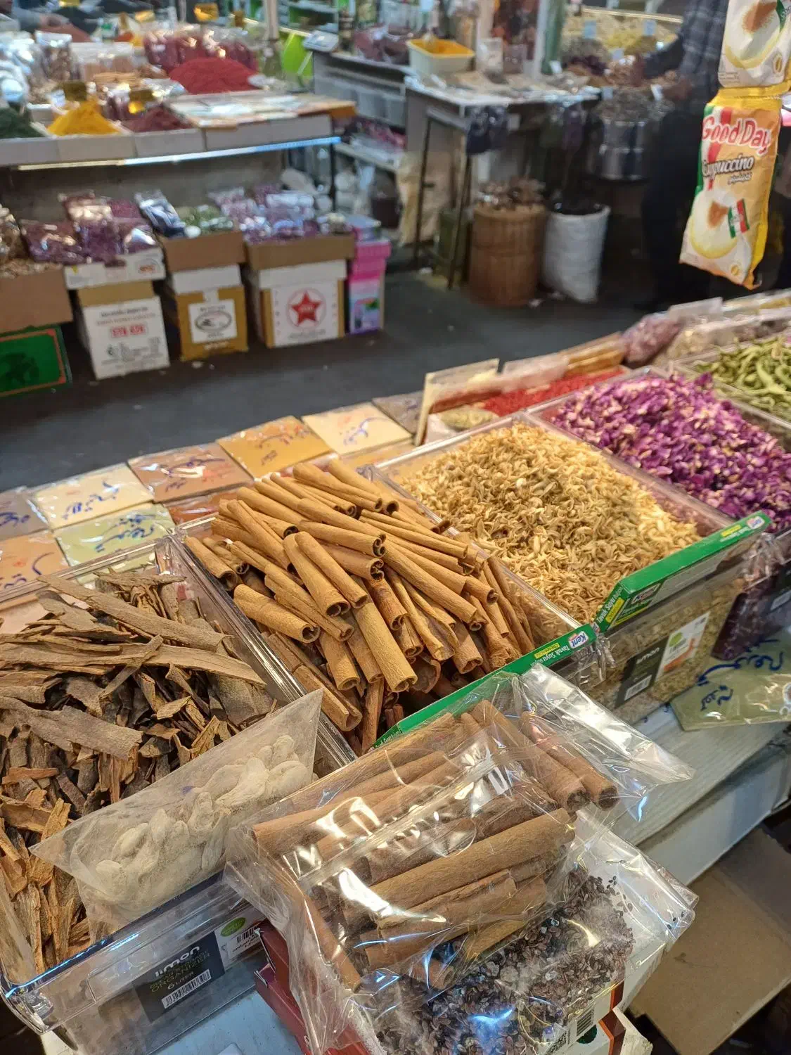 شاگرد کار بلد عطاری|استخدام خدمات فروشگاه و رستوران|تبریز, |دیوار