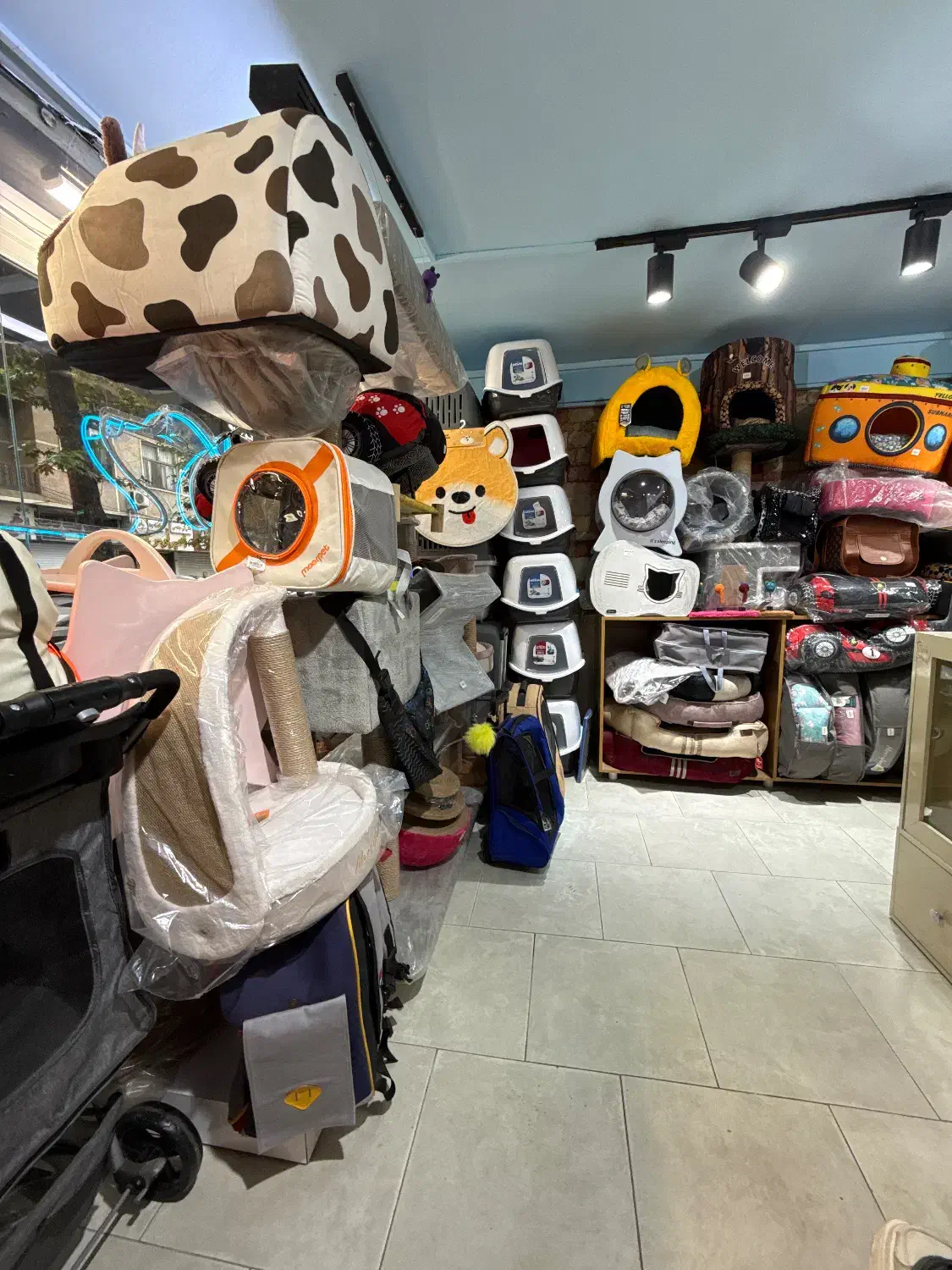 فروشنده خانوم برای شفیت بعداز ظهر|استخدام بازاریابی و فروش|لاهیجان, قیام|دیوار