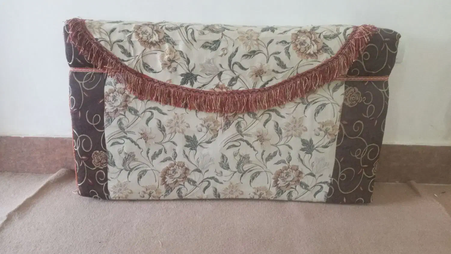 پشتی|پشتی|بهبهان, |دیوار