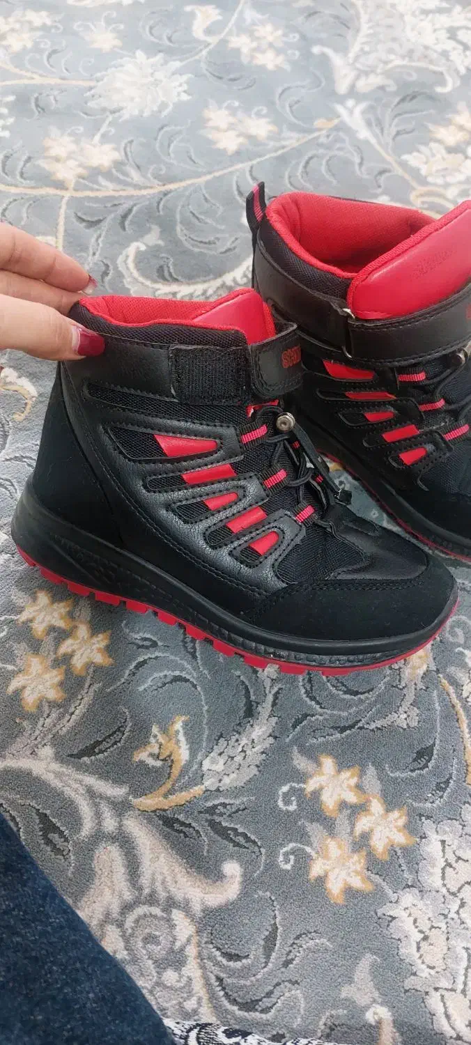 نیم بوت بچگانه سایز ۳۲|کیف، کفش، کمربند|پاکدشت, پاکدشت (مامازند)|دیوار