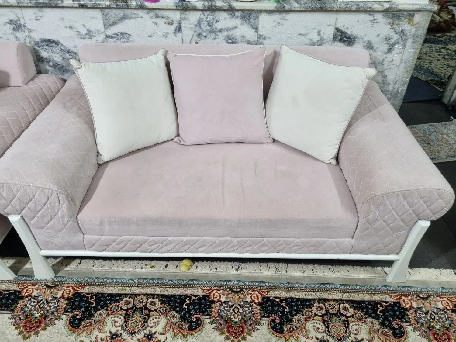 مبل راحتی محکم وراحت|مبلمان خانگی و میز عسلی|مشهد, ده دی|دیوار