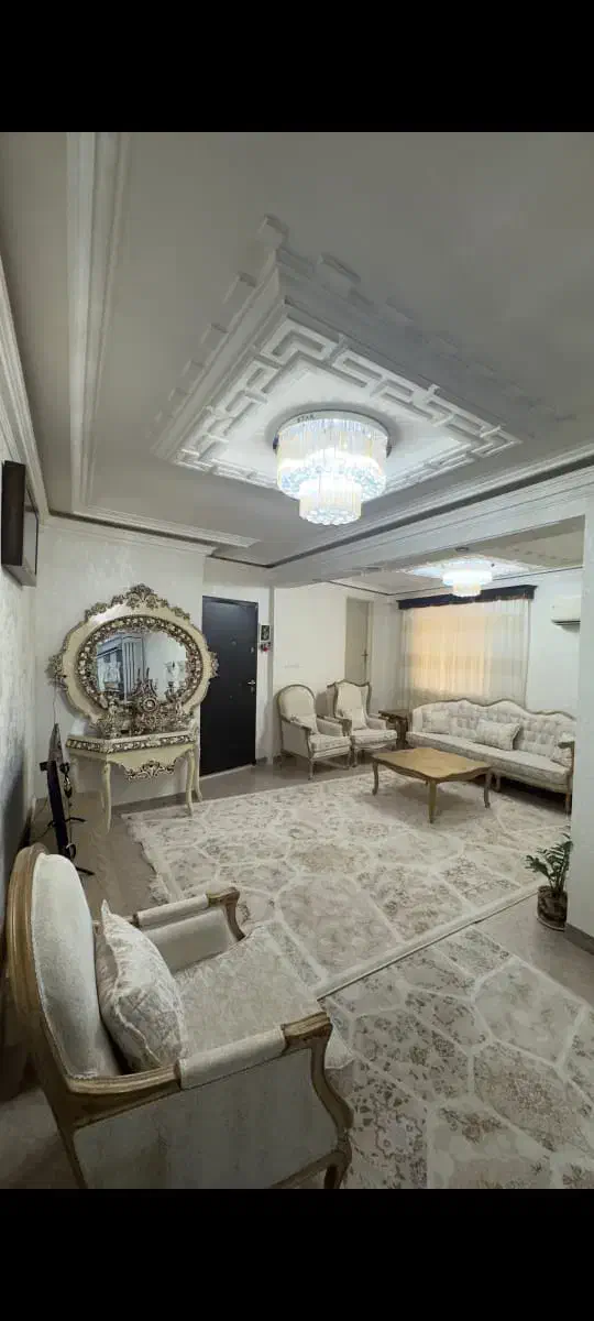 واحد بالا ۷۵ متری با ۲عدد مغازه املاک سران حمیدیان|فروش خانه و ویلا|رشت, حمیدیان|دیوار