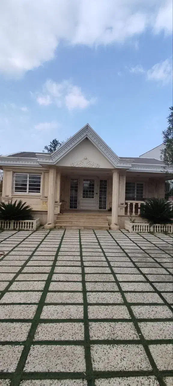 ویلای 430متری/حیاط دلباز/زیر قیمت منطقه/سنددار|فروش خانه و ویلا|رشت, بازار|دیوار