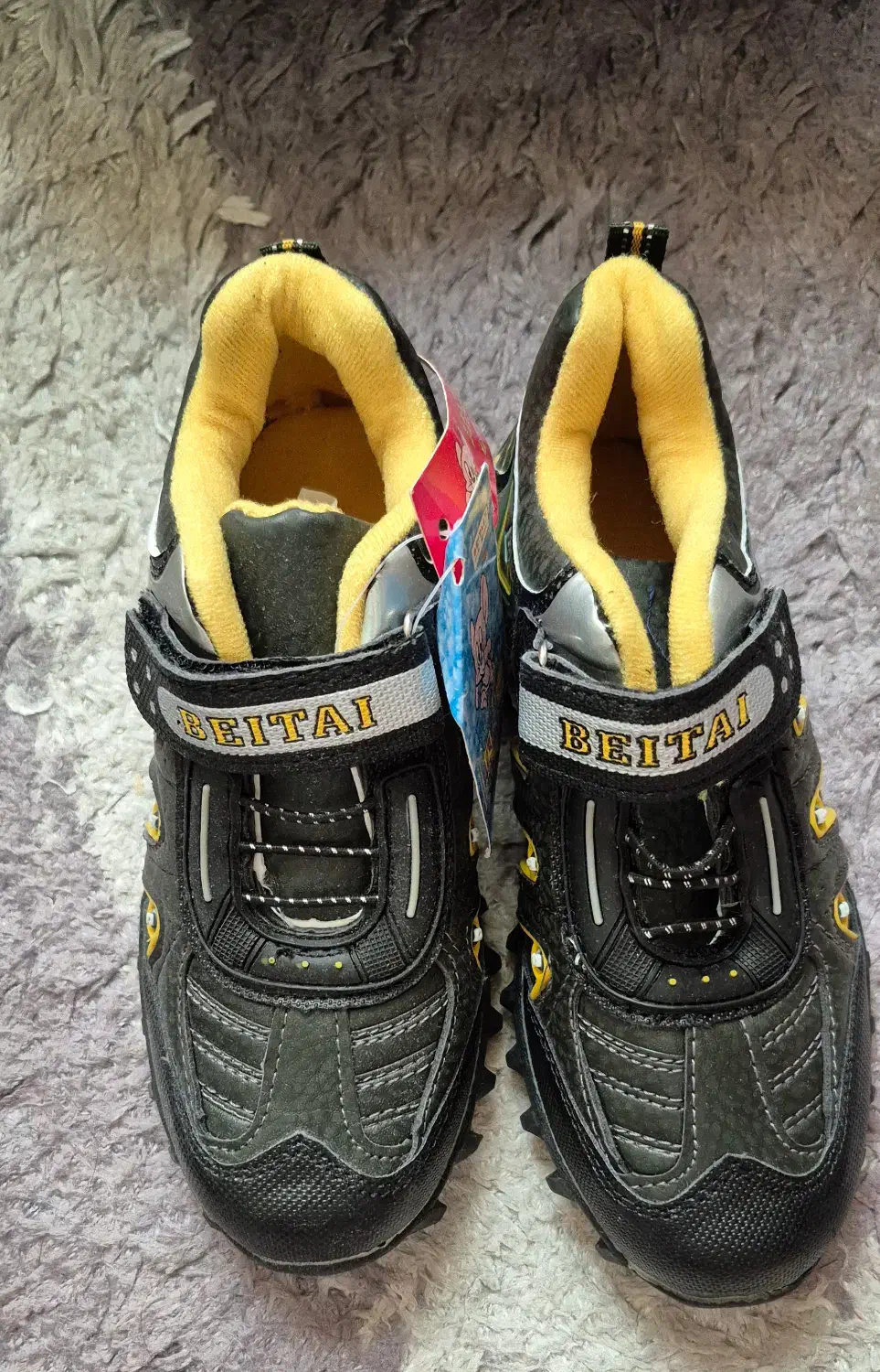 کتانی دخترانه و پسرانه|کفش و لباس بچه|تهران, شهرک مخابرات|دیوار