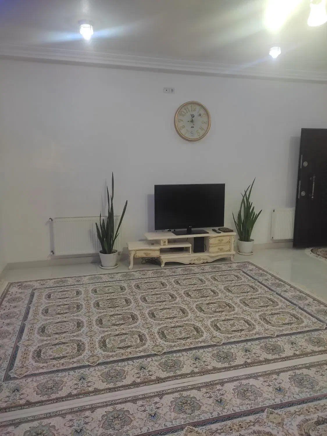 خانه مسافر بلوط داری سه واحد شیک ومبله|اجارهٔ کوتاه‌مدت آپارتمان و سوئیت|ایلام, |دیوار