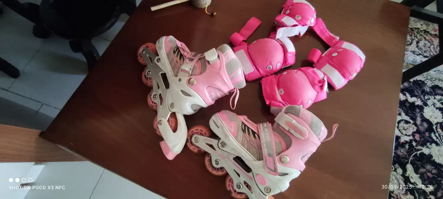 اسکیت دخترانه مناسب تا شش سال|دوچرخه، اسکیت، اسکوتر|پردیس, فاز ۱|دیوار