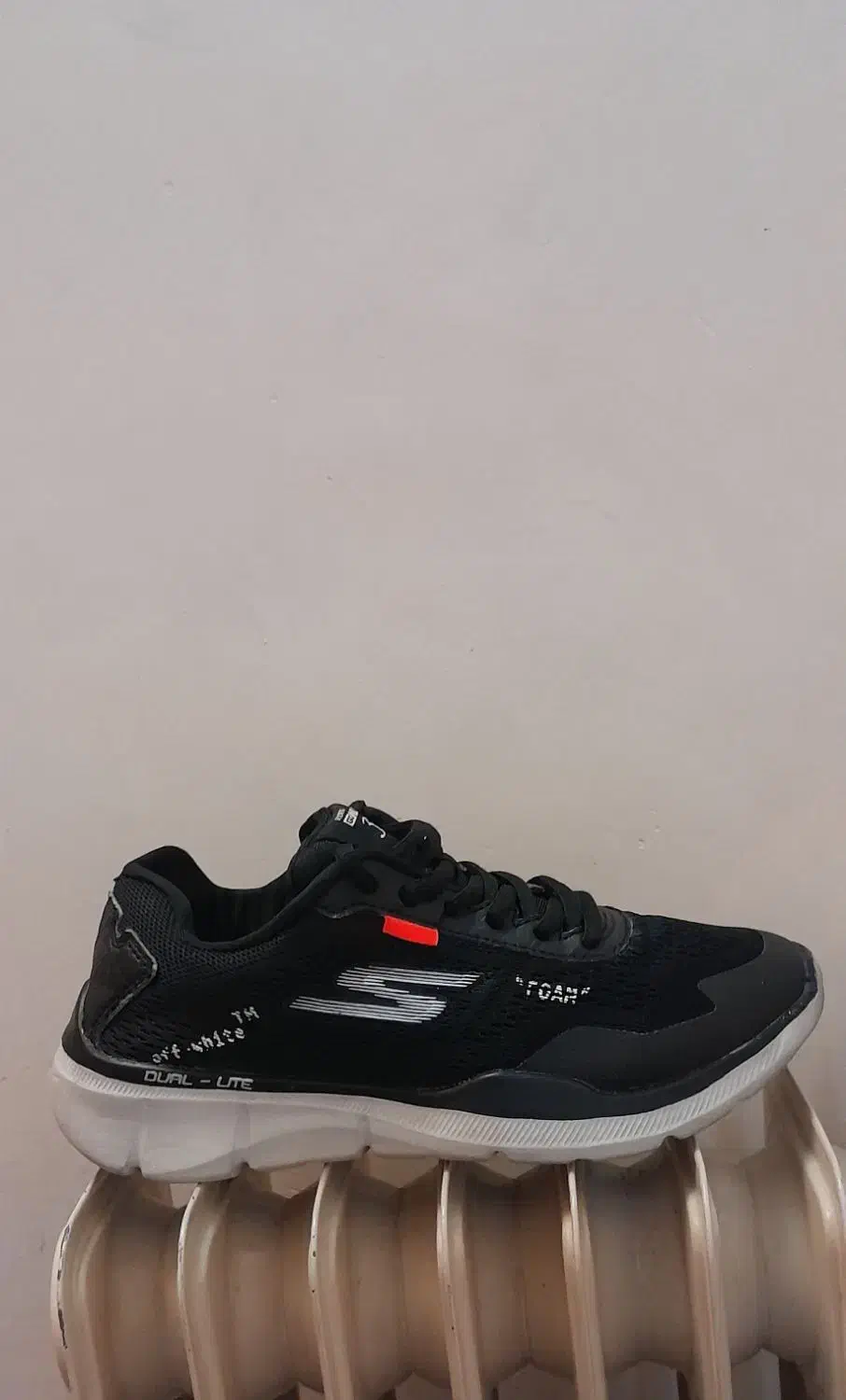 کتونی اسکیچرز اورجینال معاوضه با پرنده و قفس|کیف، کفش، کمربند|تهران, نیکنام|دیوار