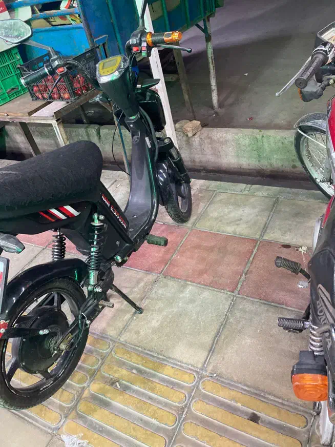 موتور برقی هوندا|موتورسیکلت|هشتگرد, شهرک پارسیان|دیوار