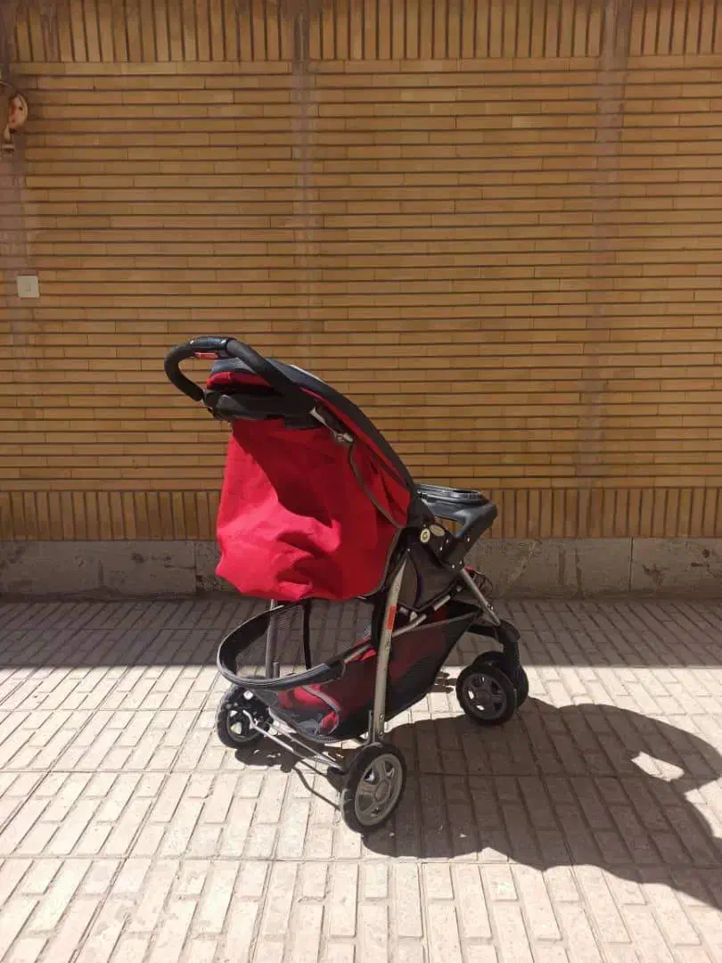 کالاسکه کودک تمیز و سالم mamalove|کالسکه و لوازم جانبی|اصفهان, فرح آباد|دیوار