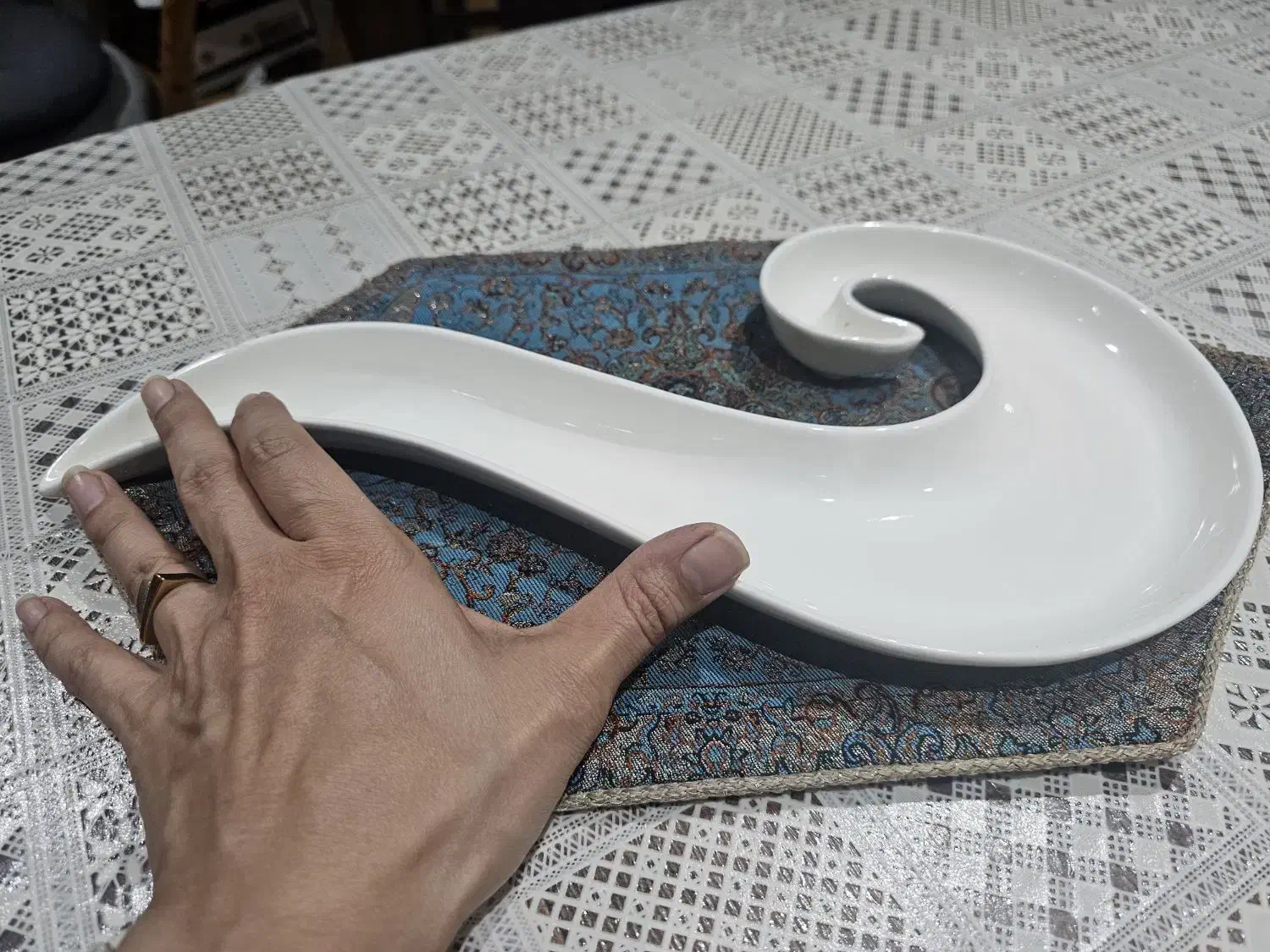 ظرف سرو و پذیرایی|ظروف سرو و پذیرایی|لاهیجان, کوی خزر|دیوار