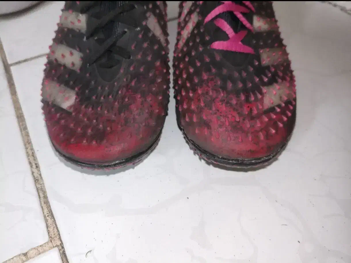 کفش چمن|کیف، کفش، کمربند|مشهد, یوسفیه (شهرک غرب)|دیوار