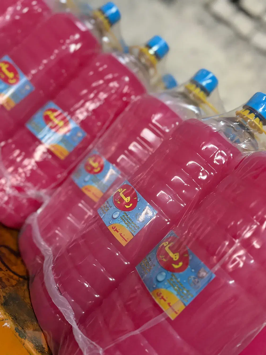 آب رادیاتور ، مایع رادیاتور ،ضدیخ،الکل،آب مقطر|عمده‌فروشی|تهران, منیریه|دیوار