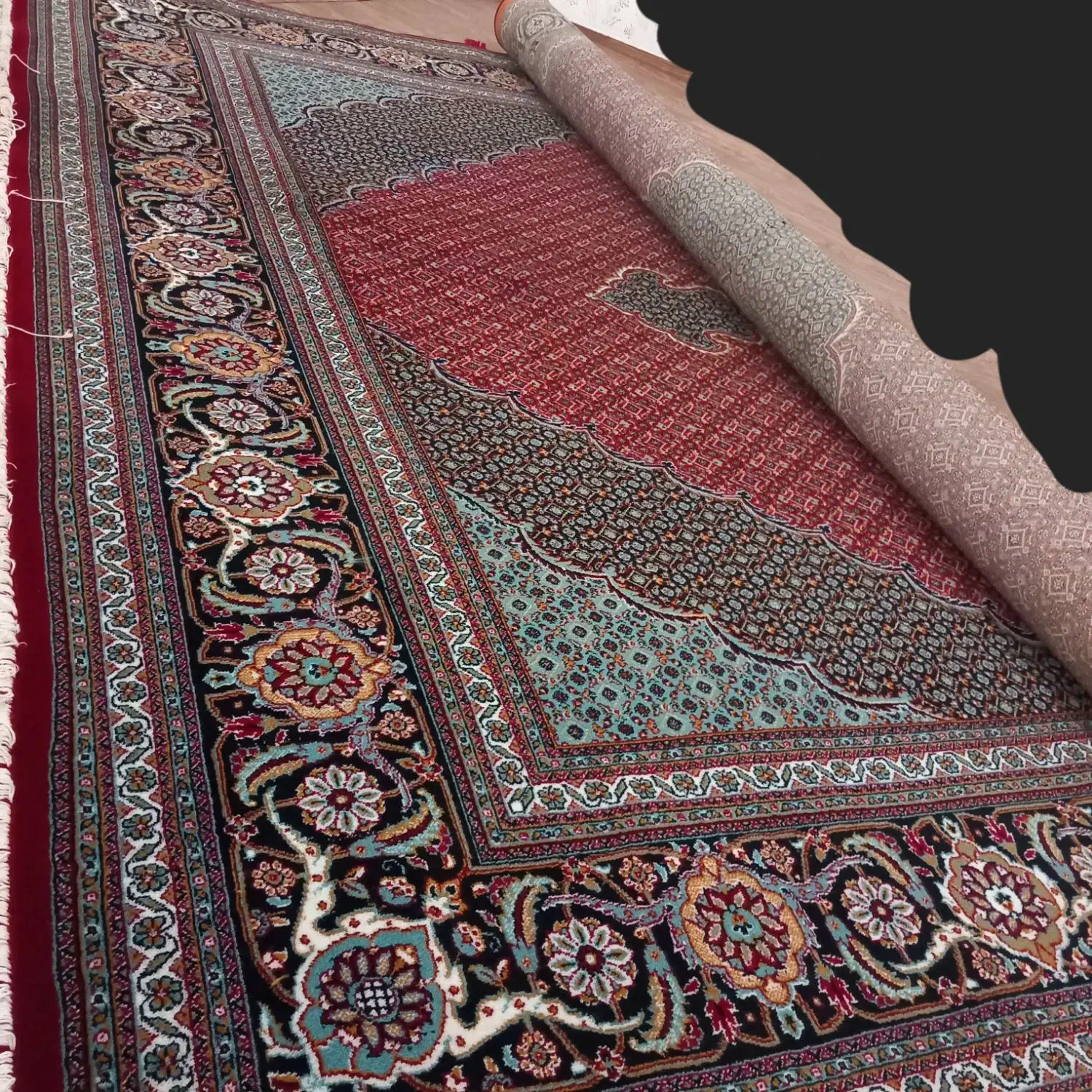 فرش مدل ماهی|فرش|میاندوآب, |دیوار