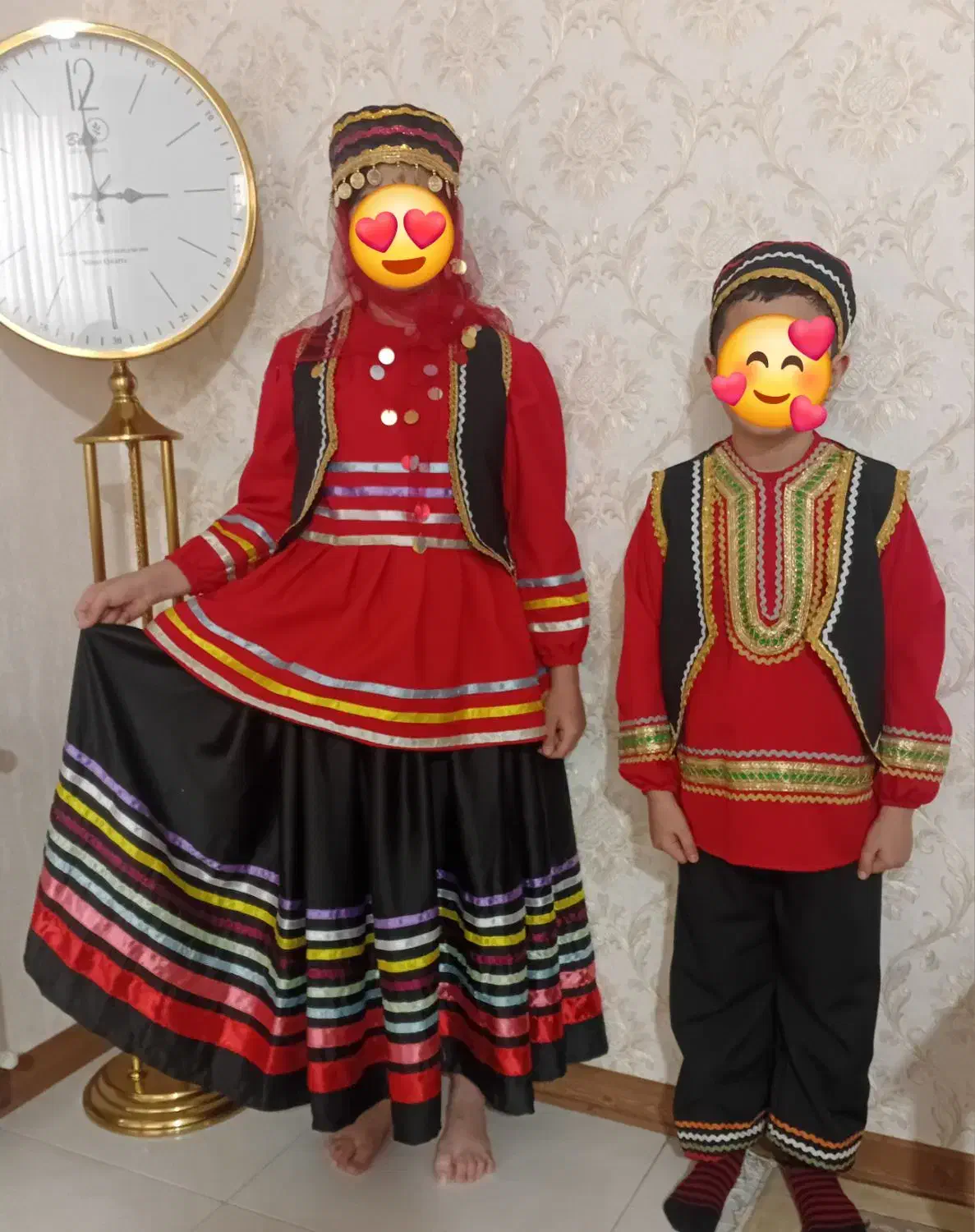 لباس محلی|لباس|مشهد, الهیه|دیوار