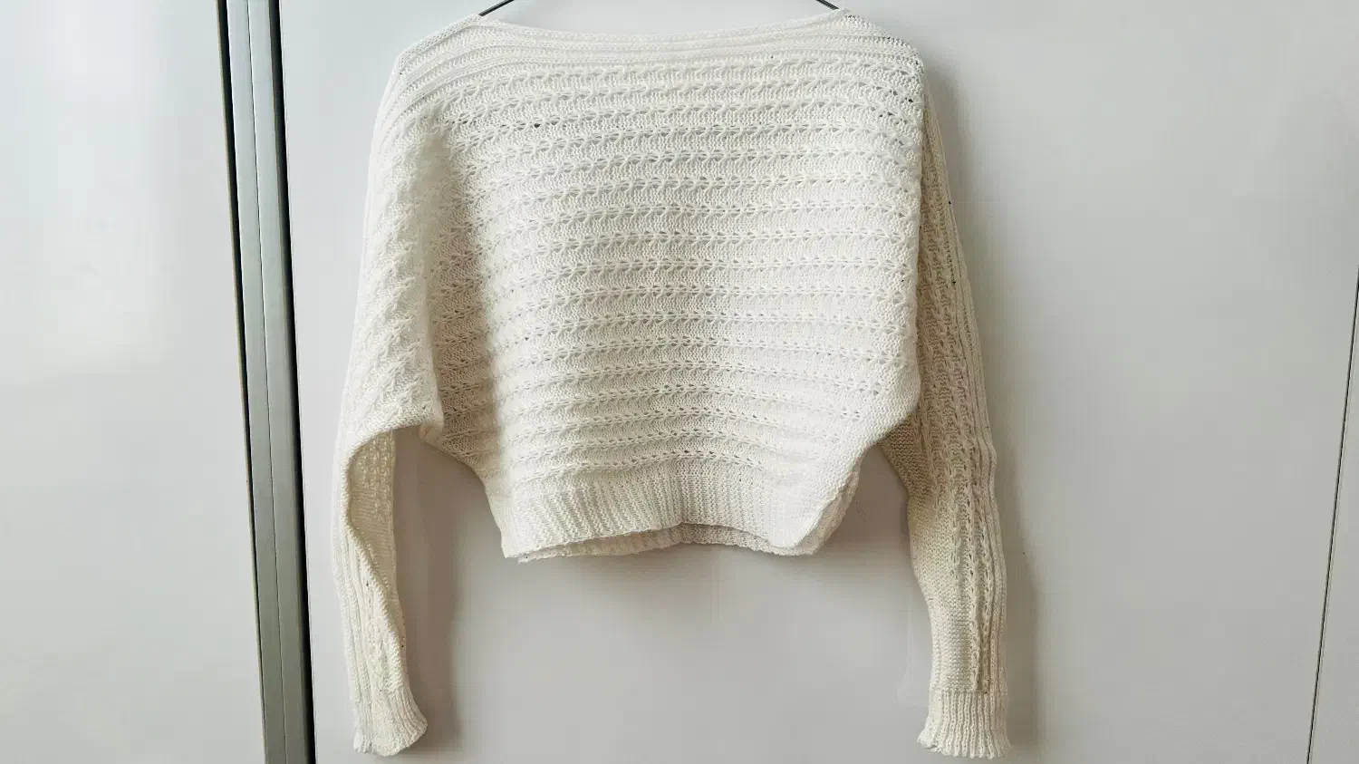 نیم تنه بافت|لباس|اسلام‌شهر, شهرک قائمیه|دیوار