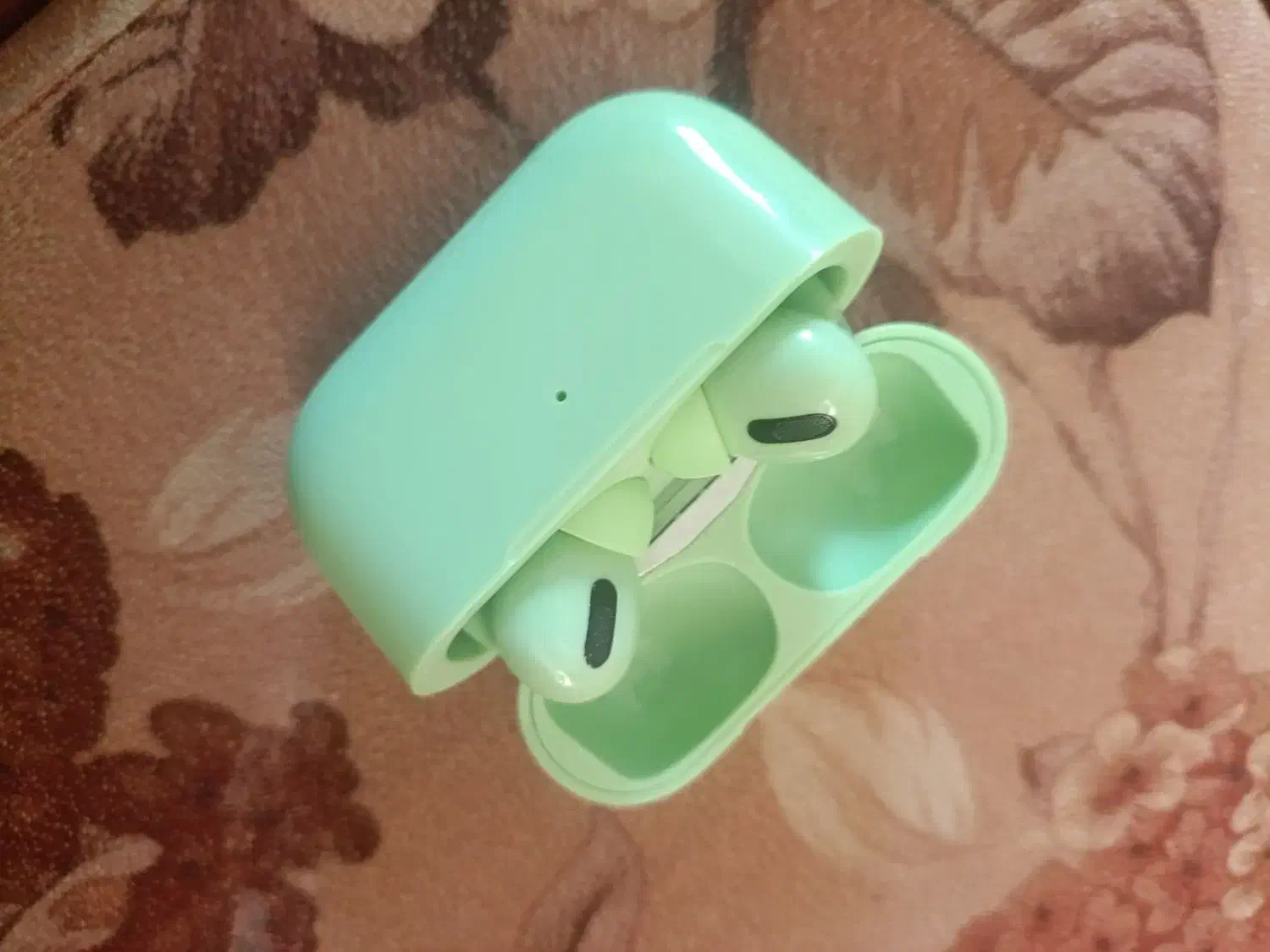 ایرپاد|لوازم جانبی موبایل و تبلت|گلپایگان, |دیوار