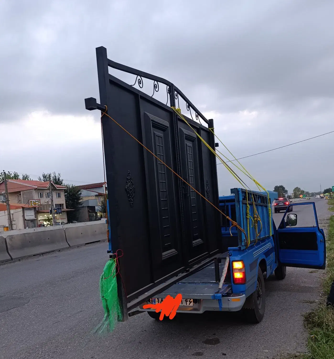 نیسان بار ، باربری ، وانت بار * شبانه روزی هستیم *|خدمات حمل و نقل|رشت, گلسار|دیوار