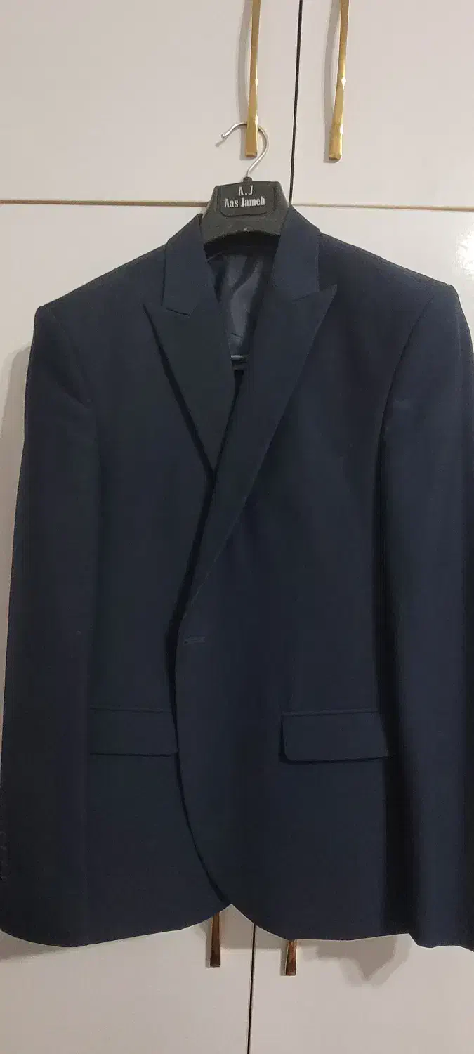 کت تک|لباس|بیرجند, |دیوار