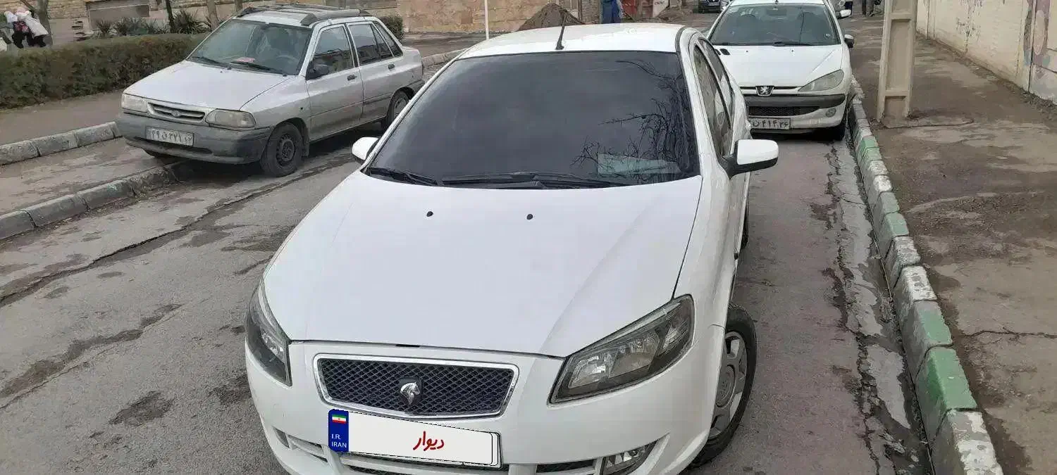 رانا مدل ۹۳ سفید|خودرو سواری و وانت|مشهد, سرافرازان|دیوار