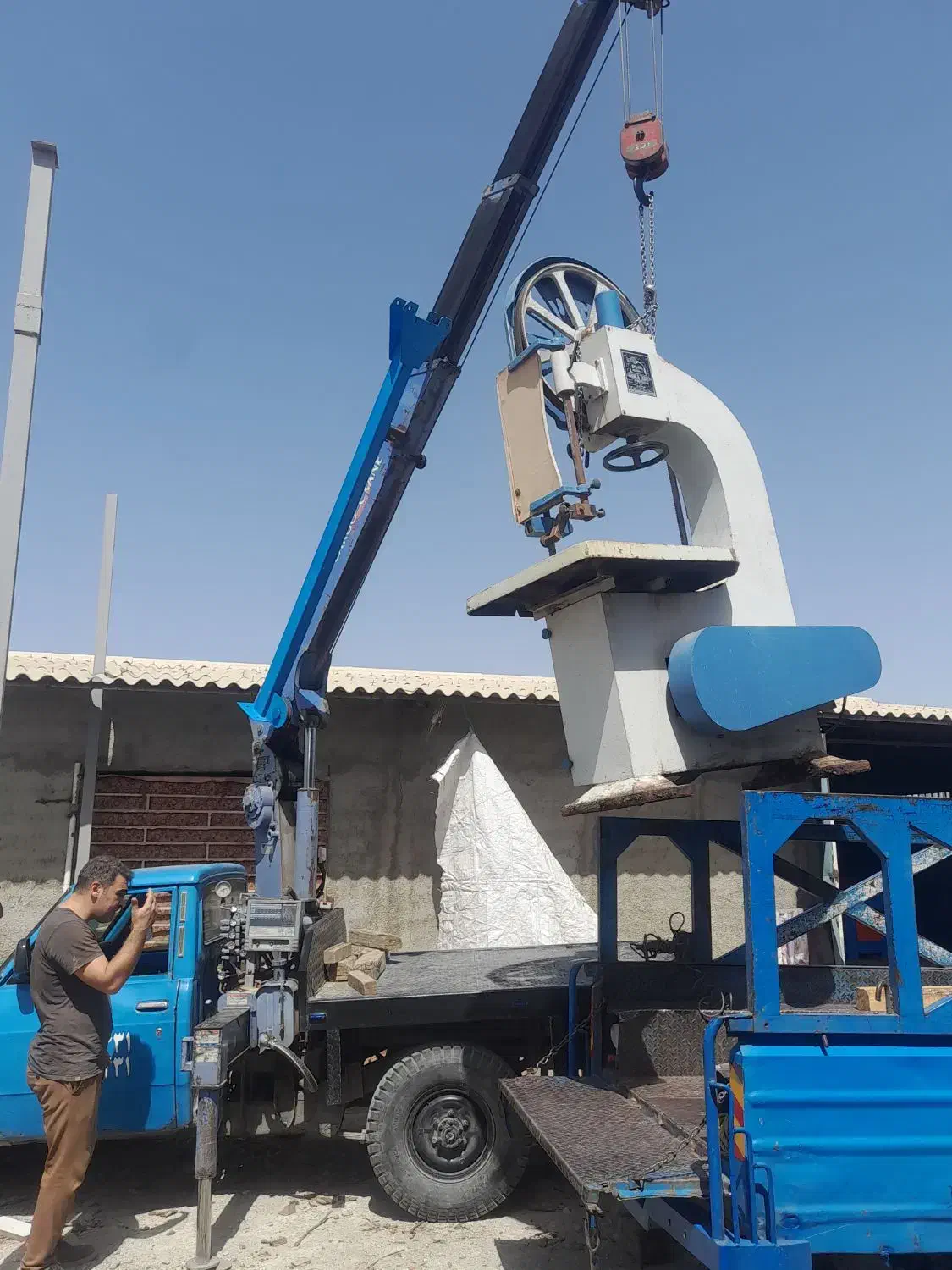 نیسان جرثقیل ۲تن ماهدشت|خدمات حمل و نقل|ماهدشت, |دیوار