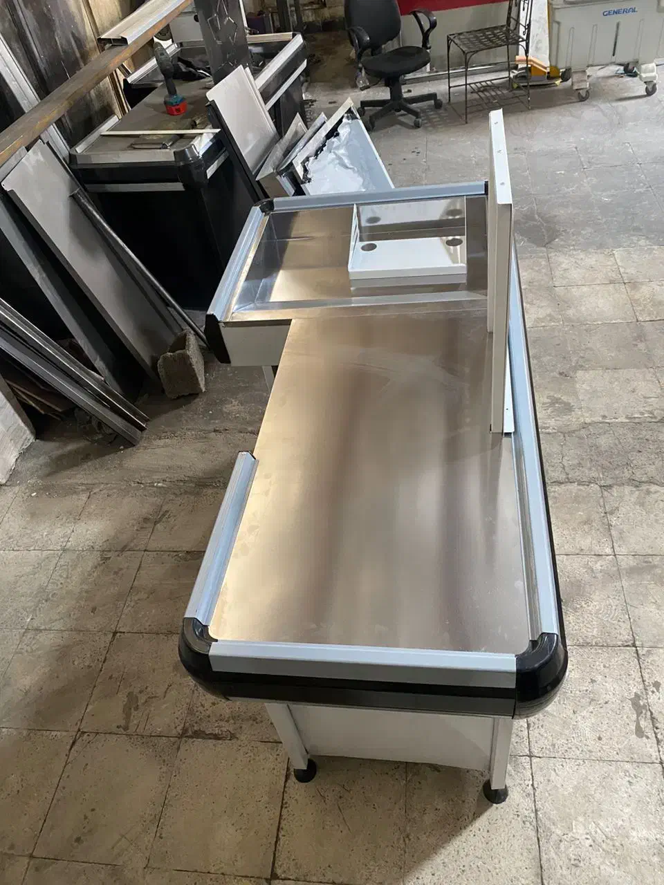 میز چک اوت / میز صندوق فروشگاهی|فروشگاه و مغازه|تهران, حسنآباد|دیوار