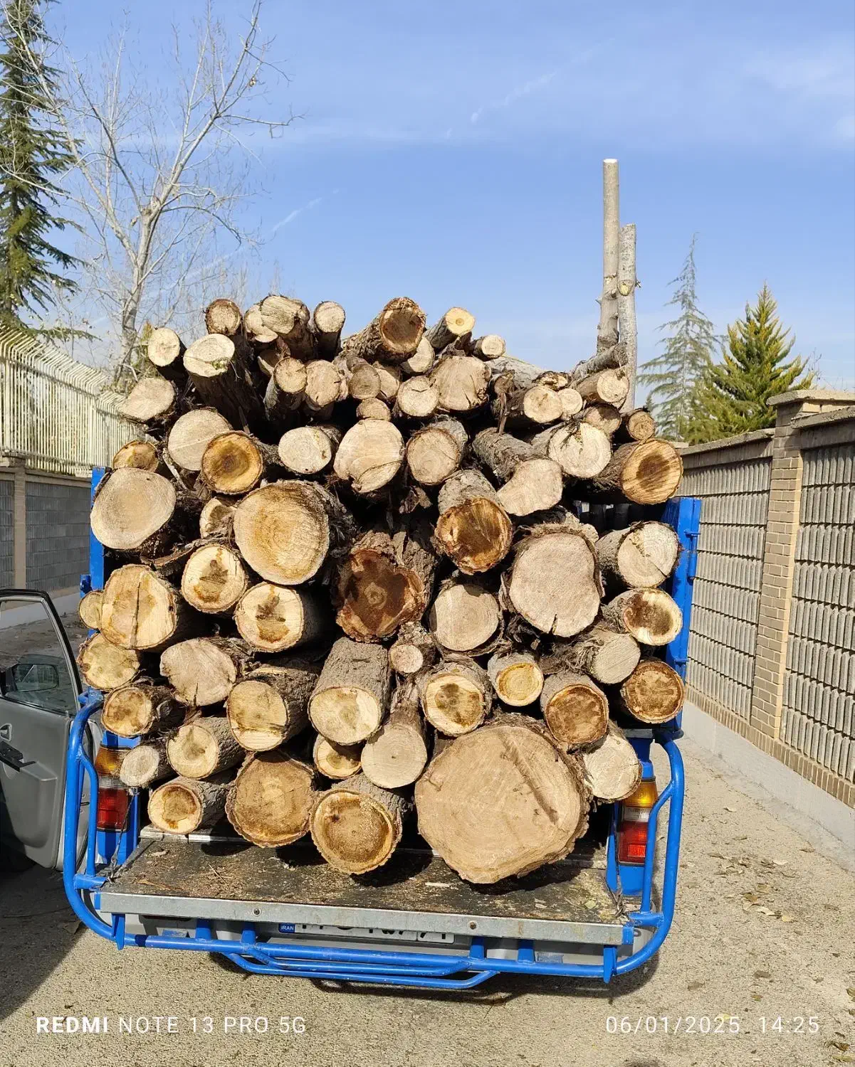 سلام خریدارچوب باقیمت بالا هستیم|خدمات باغبانی و درختکاری|شیراز, آزادگان|دیوار