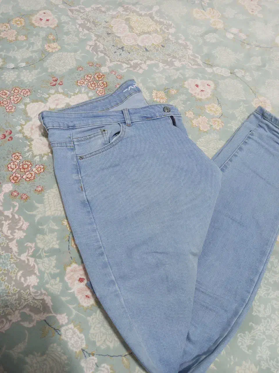 شلوارلی آبی نو|لباس|قم, ولیعصر|دیوار