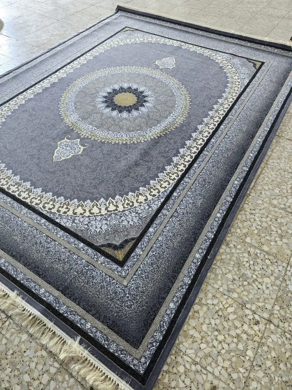 فروشگاه فرش گلسرخی|فرش|بندرعباس, |دیوار