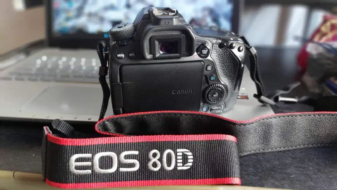 دوربین عکاسی Canon EOS 80D با لنز 55-18 و 50mm|دوربین عکاسی و فیلمبرداری|تهران, دردشت|دیوار