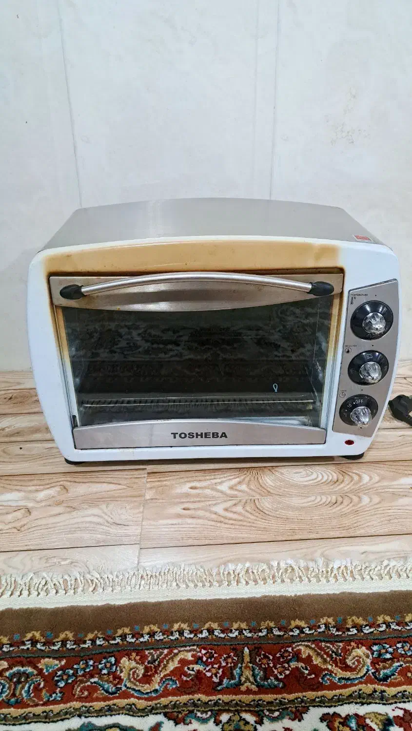 توستر TOSHEBA|اجاق گاز و لوازم برقی پختوپز|شهریار, شهرک نماز (دینار آباد)|دیوار
