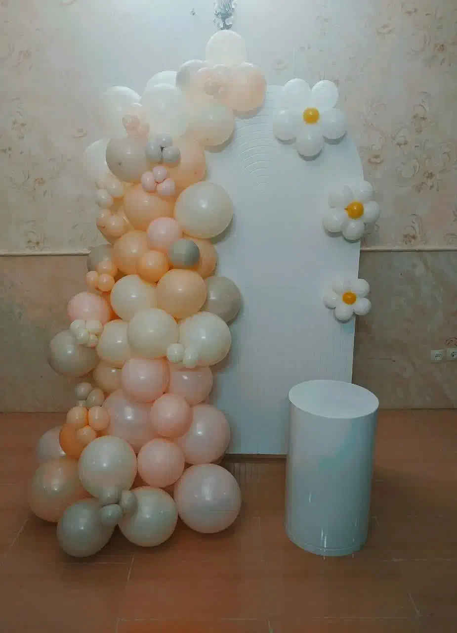 تم های اختصاصی،کیک های متنوع،بکگراند های شیک|خدمات پذیرایی، مراسم|قم, دروازه چوبی|دیوار