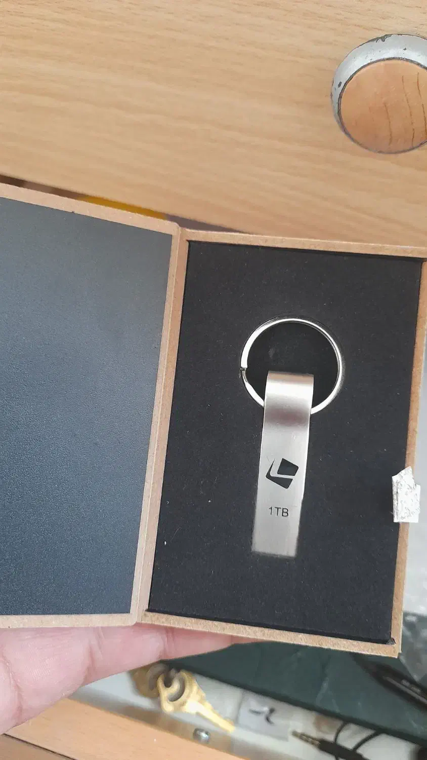 فروش فلش 1ترابایت(۱۰۰۰)گیگابایت|لوازم جانبی موبایل و تبلت|نقده, |دیوار