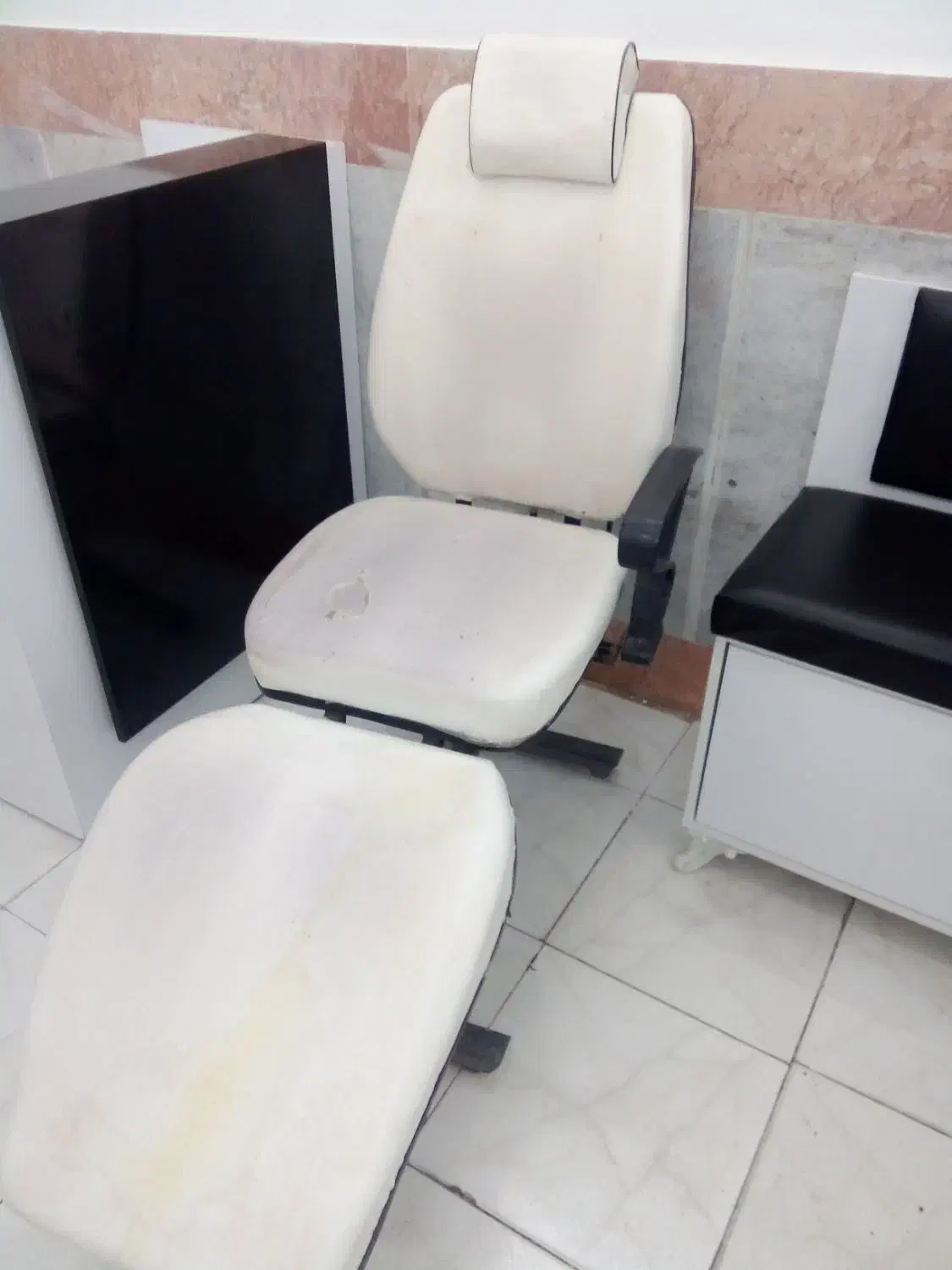 صندلی اصلاح|آرایشگاه و سالنهای زیبایی|قوچان, |دیوار