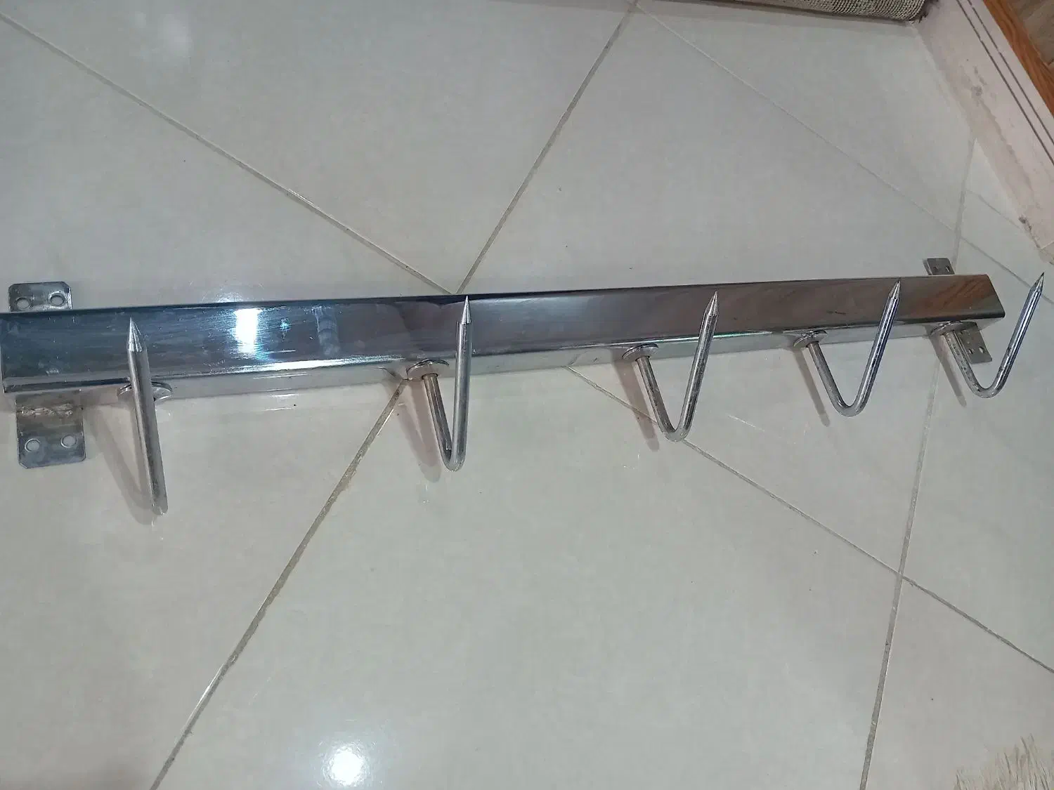 قلاب قصابی|ابزارآلات|مشهد, شهرک لشکر (شهرک غرب)|دیوار