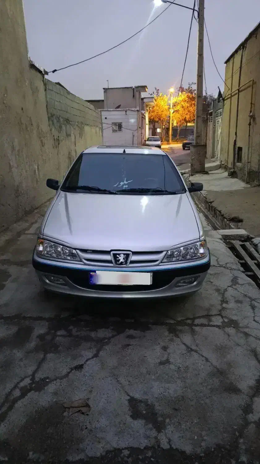 پژو پارس|خودرو سواری و وانت|بروجرد, |دیوار