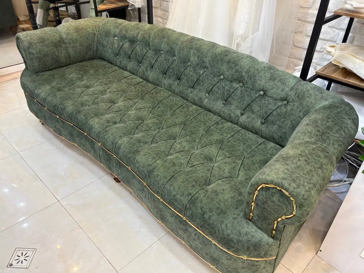 مبل ۴ نفره|مبلمان خانگی و میز عسلی|صومعهسرا, |دیوار