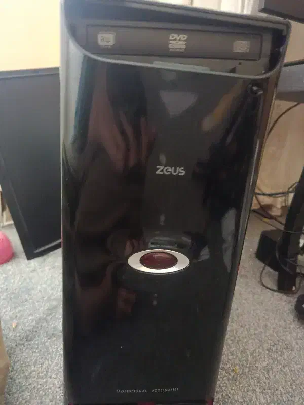 کامپیوتر خانگی|رایانه رومیزی|همدان, |دیوار