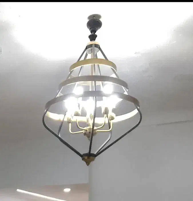 لوستر|لوستر و چراغ آویز|شیراز, سینما سعدی|دیوار