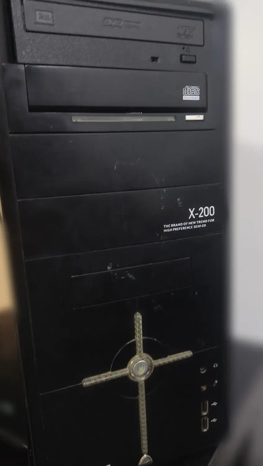 کیس ۱ترابایت گرافیک ۱گیگ|رایانه رومیزی|نهاوند, |دیوار