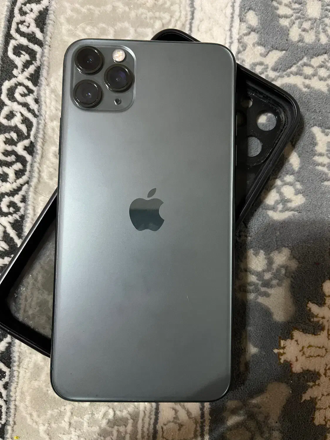 گوشی ایفون ۱۱ پرومکس|موبایل|صدرا-فارس, فاز ۱|دیوار