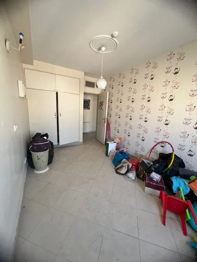 ۱۴۰ متر/ سه‌خواب/ فول امکانات طبقه ۸     moti