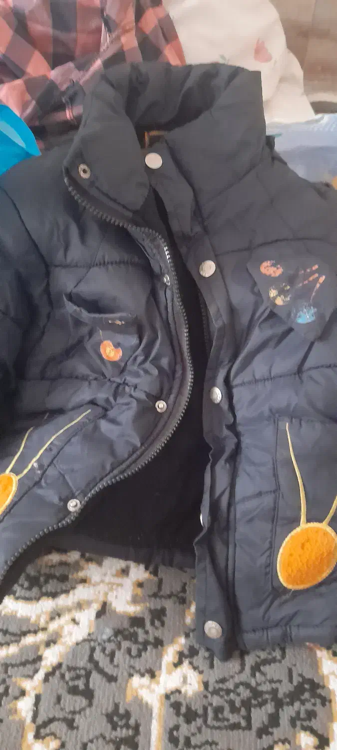 ۱۰عدد لباس کودکانه کاپشن|کفش و لباس بچه|رشت, پیرسرا|دیوار