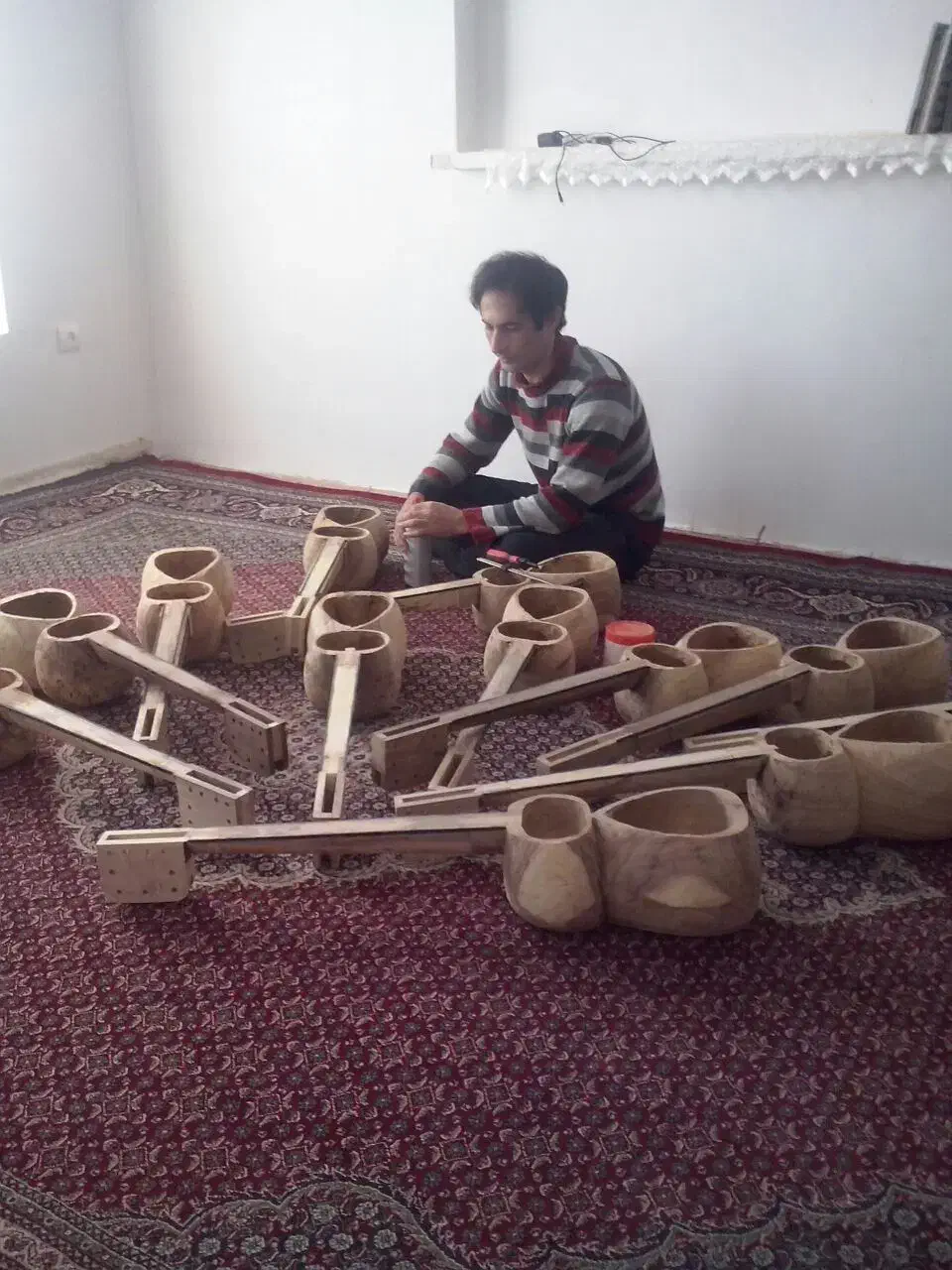 ساخت تار|سازهای سنتی|ویلکیج, |دیوار