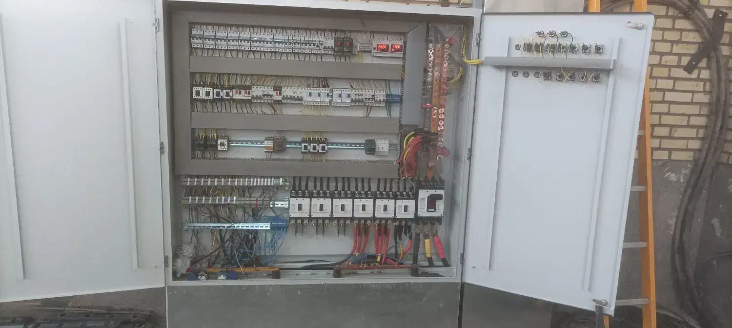 تاسیسات برق صنعتی و ساختمان سپیدان و حومه|خدمات پیشه و مهارت|همایجان, |دیوار