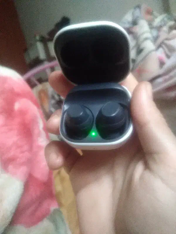 ایرپاد samsung fe|لوازم جانبی موبایل و تبلت|رشت, دیلمان|دیوار